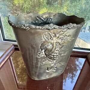 Vintage Bronze Tone Metal Raised Relief Floral Grapes Basket Bucket Flower Bin